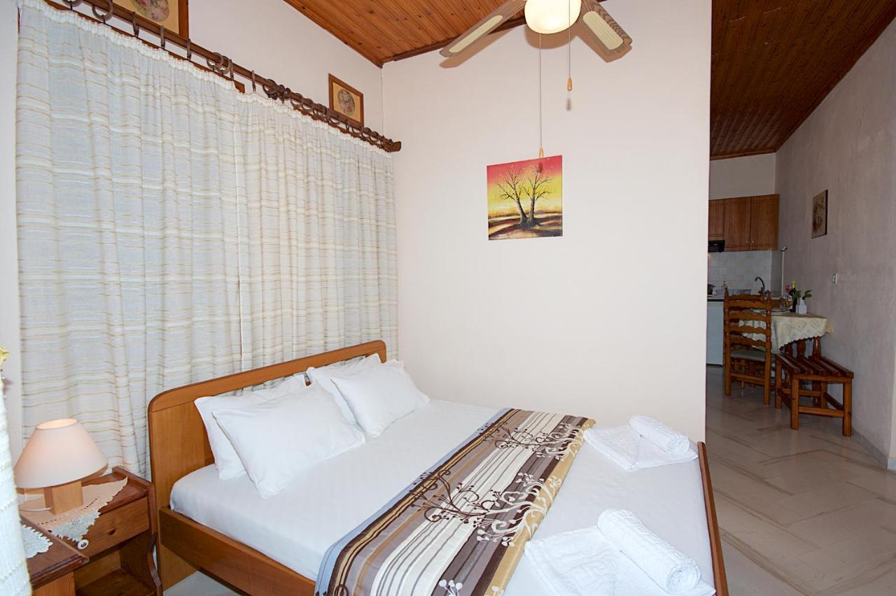 Alkmini Hotell Áyios Dhimítrios Exteriör bild