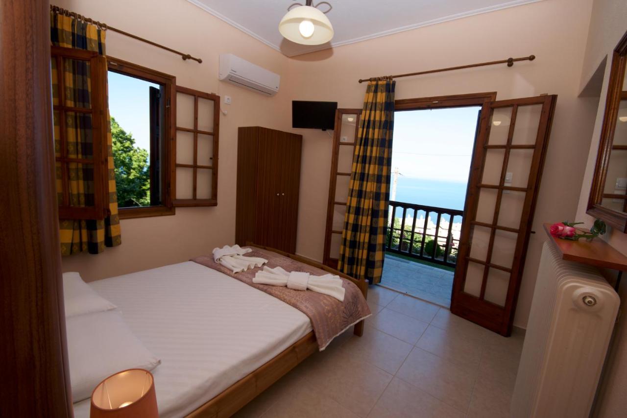 Alkmini Hotell Áyios Dhimítrios Exteriör bild