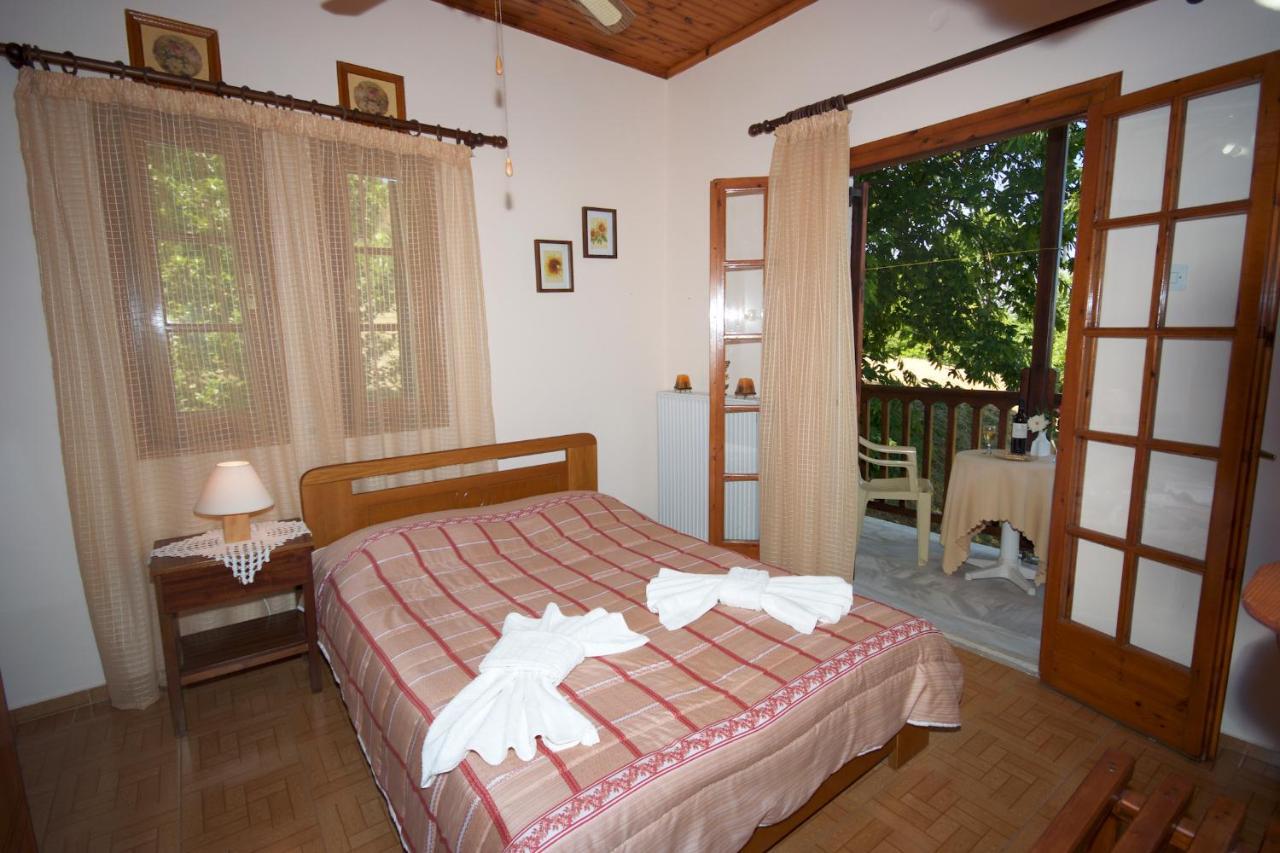 Alkmini Hotell Áyios Dhimítrios Exteriör bild